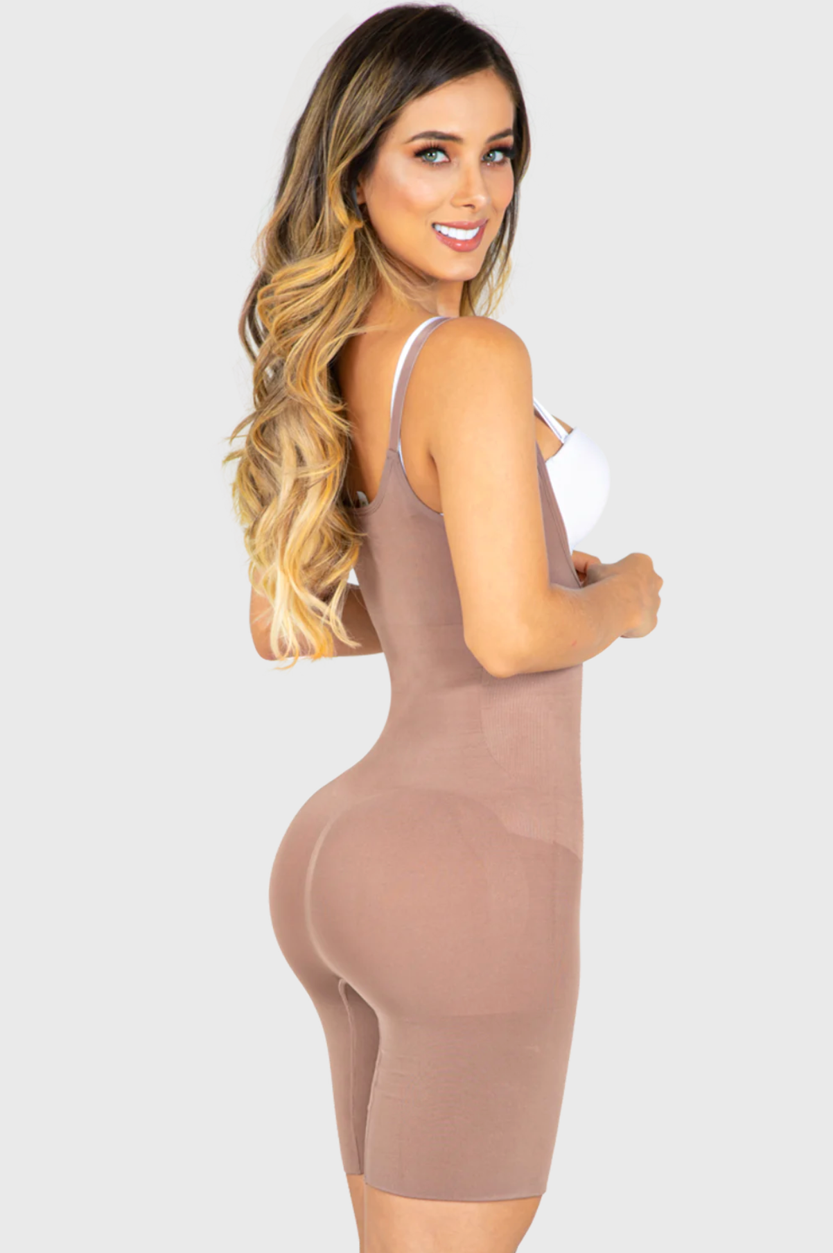 Jackie London 200 - Seamless Bodysuit Back Coverage